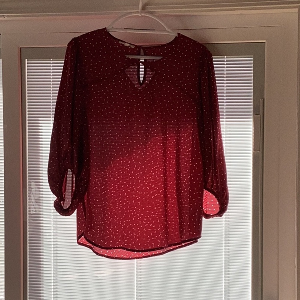 Gorgeous maroon top with white dots